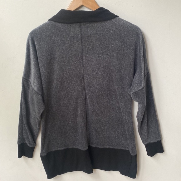 Nicole Miller open front Long-sleeve black & gray cardigan, Size M - Picture 6 of 6